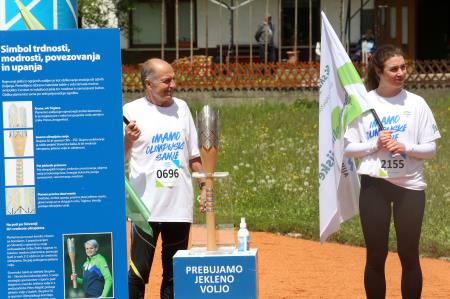 SLOVENSKA BAKLA 12 FOTO LJUBO VUKELIČ